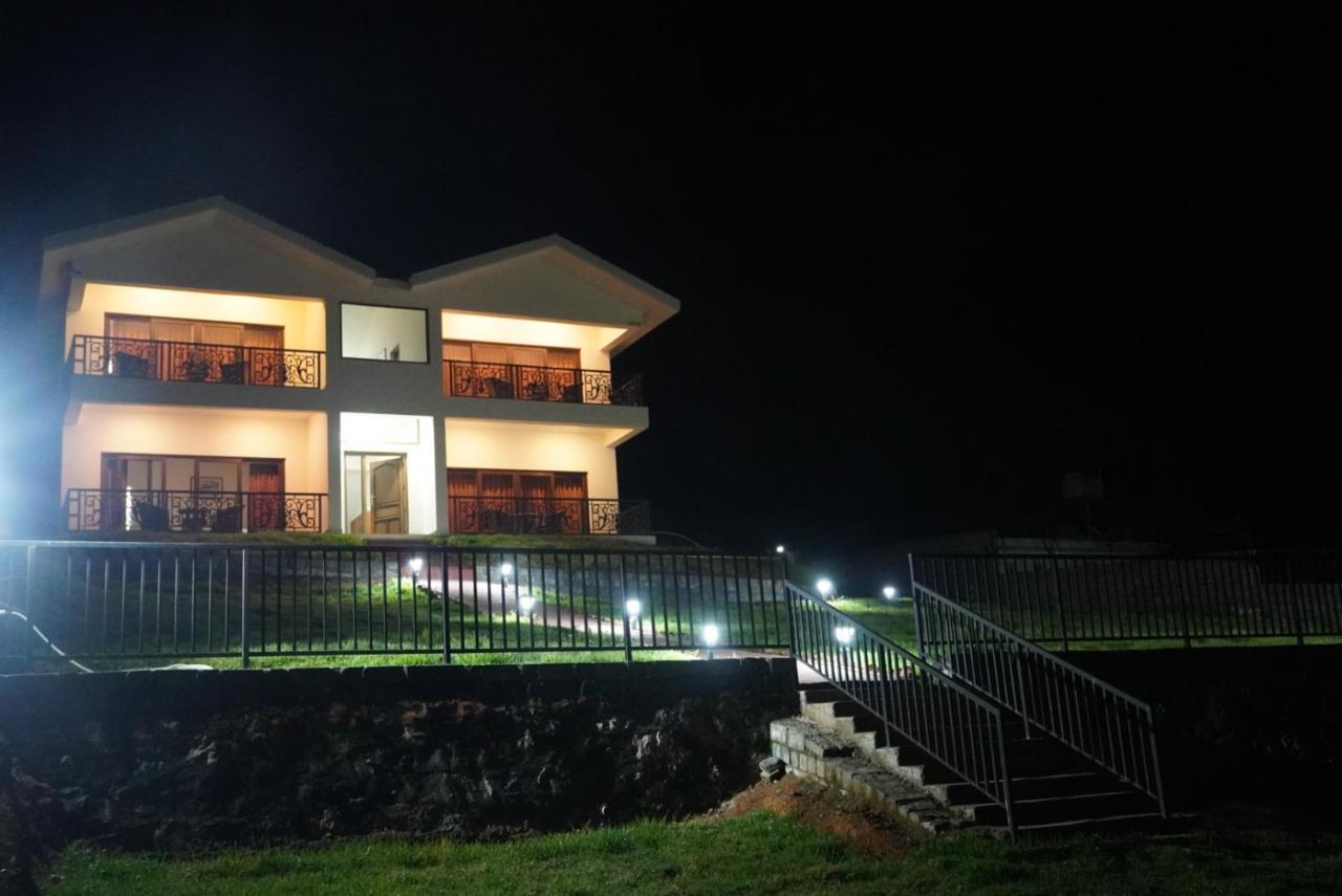 Acorn House Hotel Ooty Exterior photo